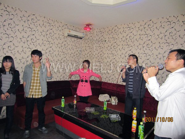 2011年10月，鄭州企鵝糧油機械有限公司--外貿部，十一國慶節(jié)團體活動！(圖2)